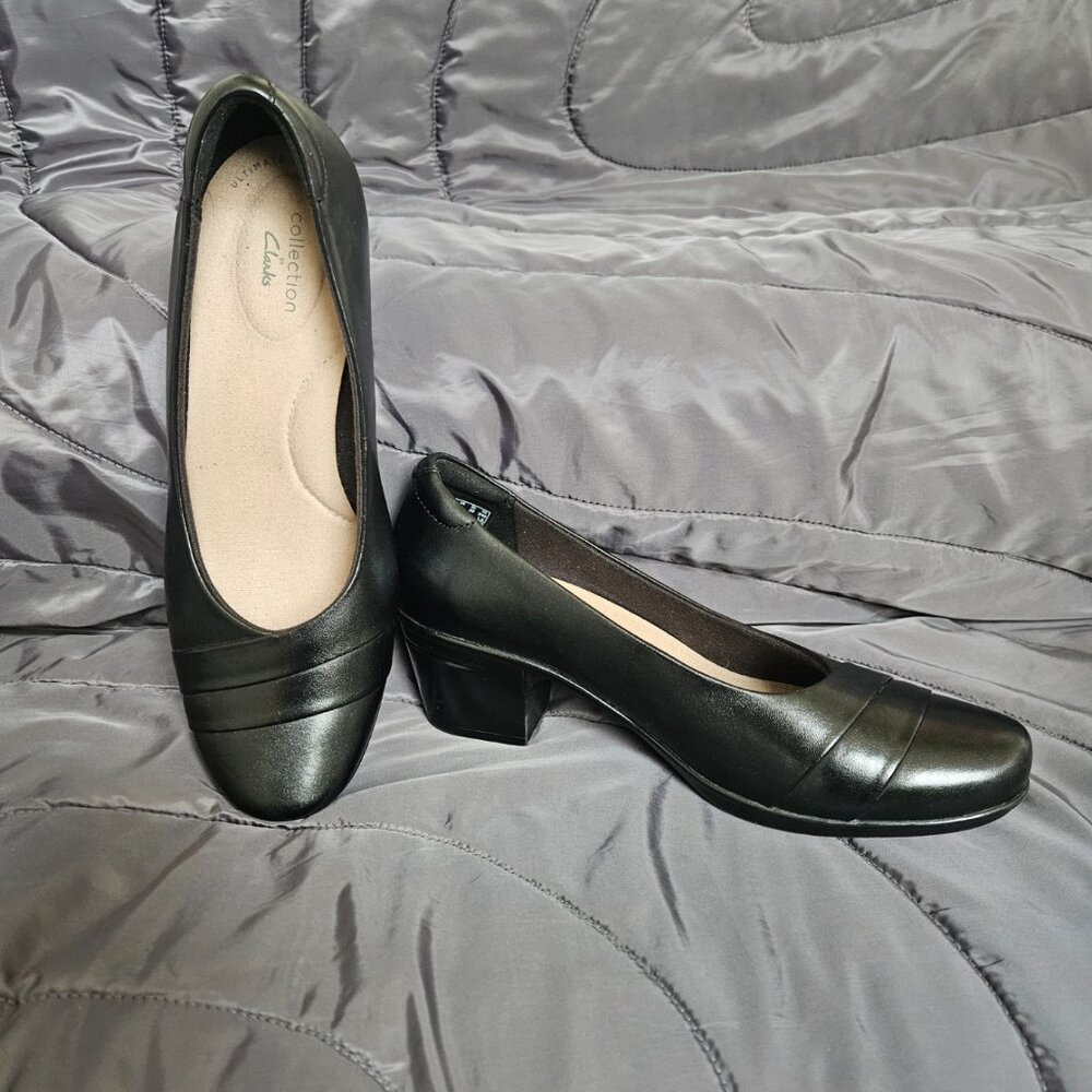 Clarks Collection Emslie Mae Women's Comfort Low-Heel Black Leather Shoes Sz 8